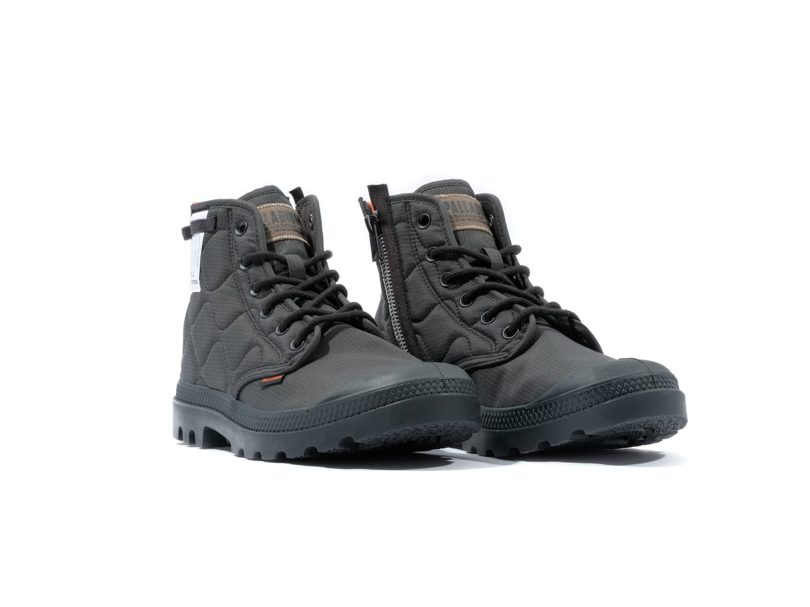 74386-008-M | Pampa Re-Quilted | Black